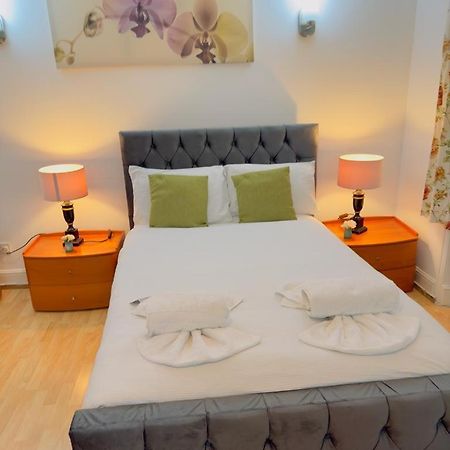 Bright Budget Studio Apartment In Central Londra Dış mekan fotoğraf